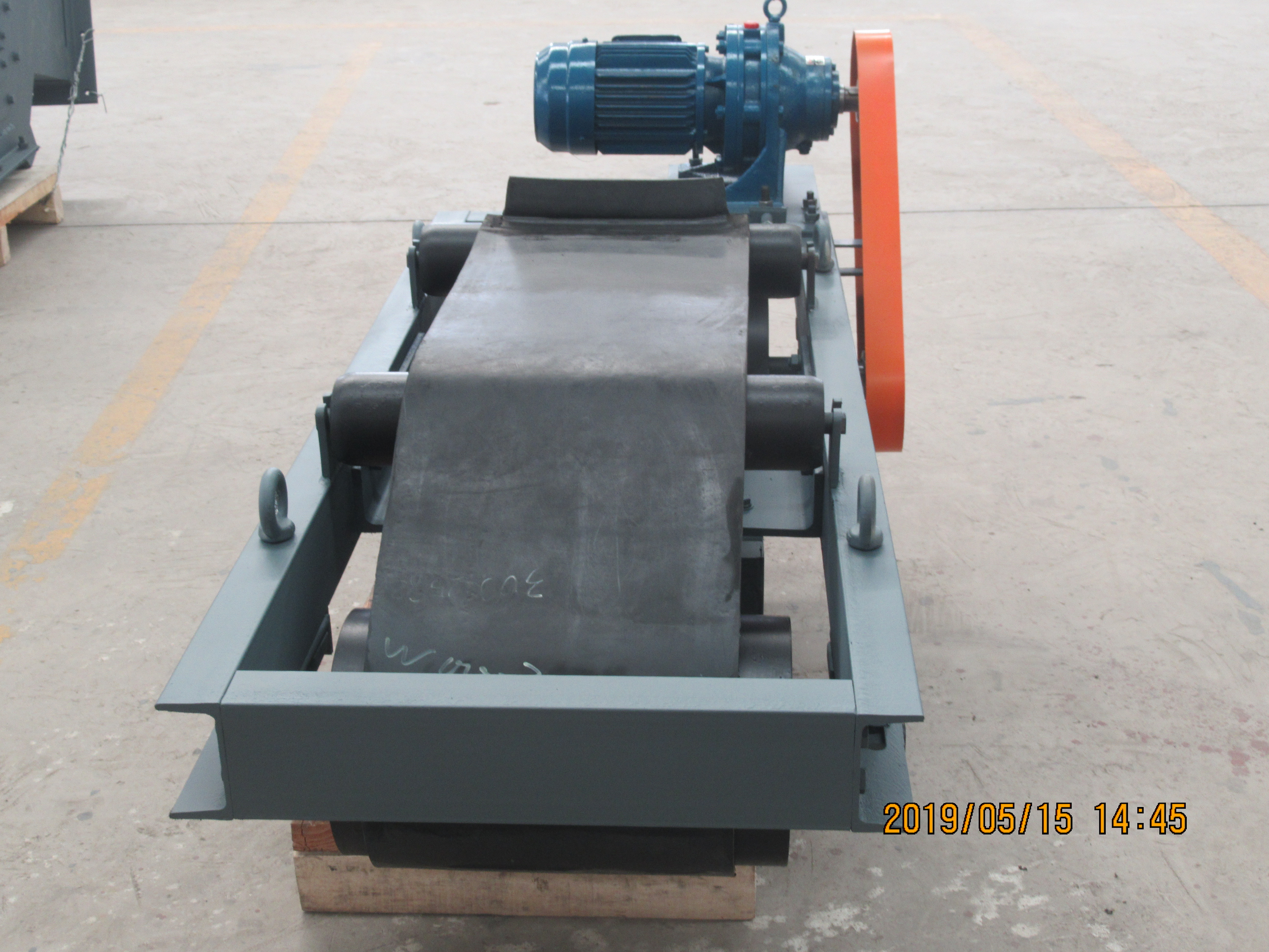 永磁自卸式除鐵器