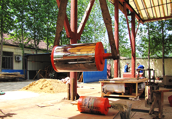 滾筒強(qiáng)磁除鐵器