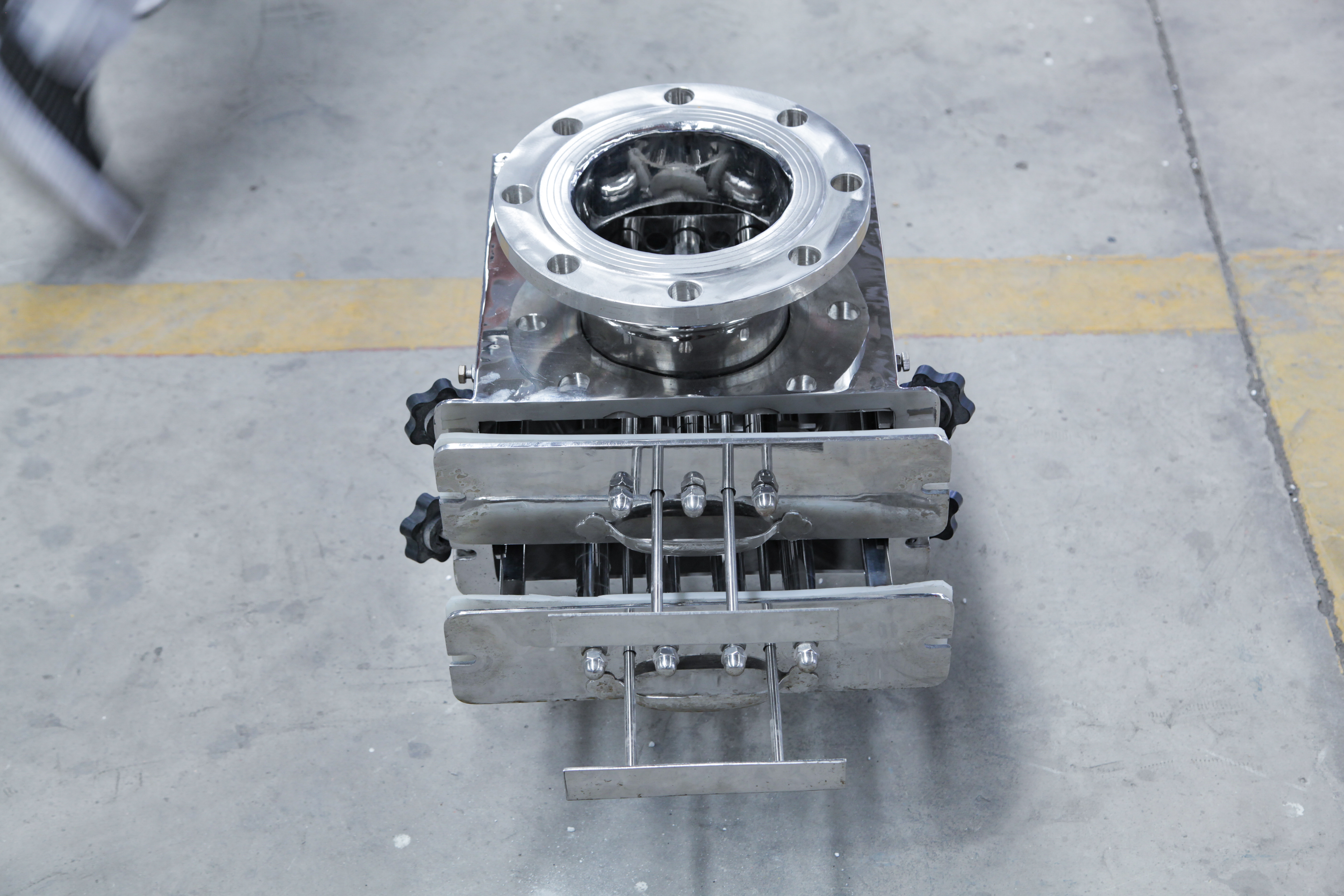 抽屜式粉體除鐵器